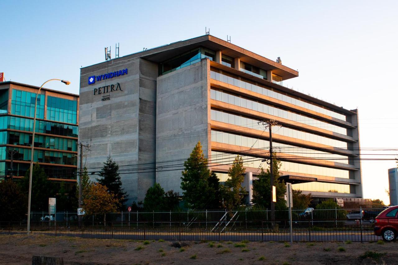 Wyndham Concepcion Pettra Hotel Ngoại thất bức ảnh Pettera headquarters in Oulu